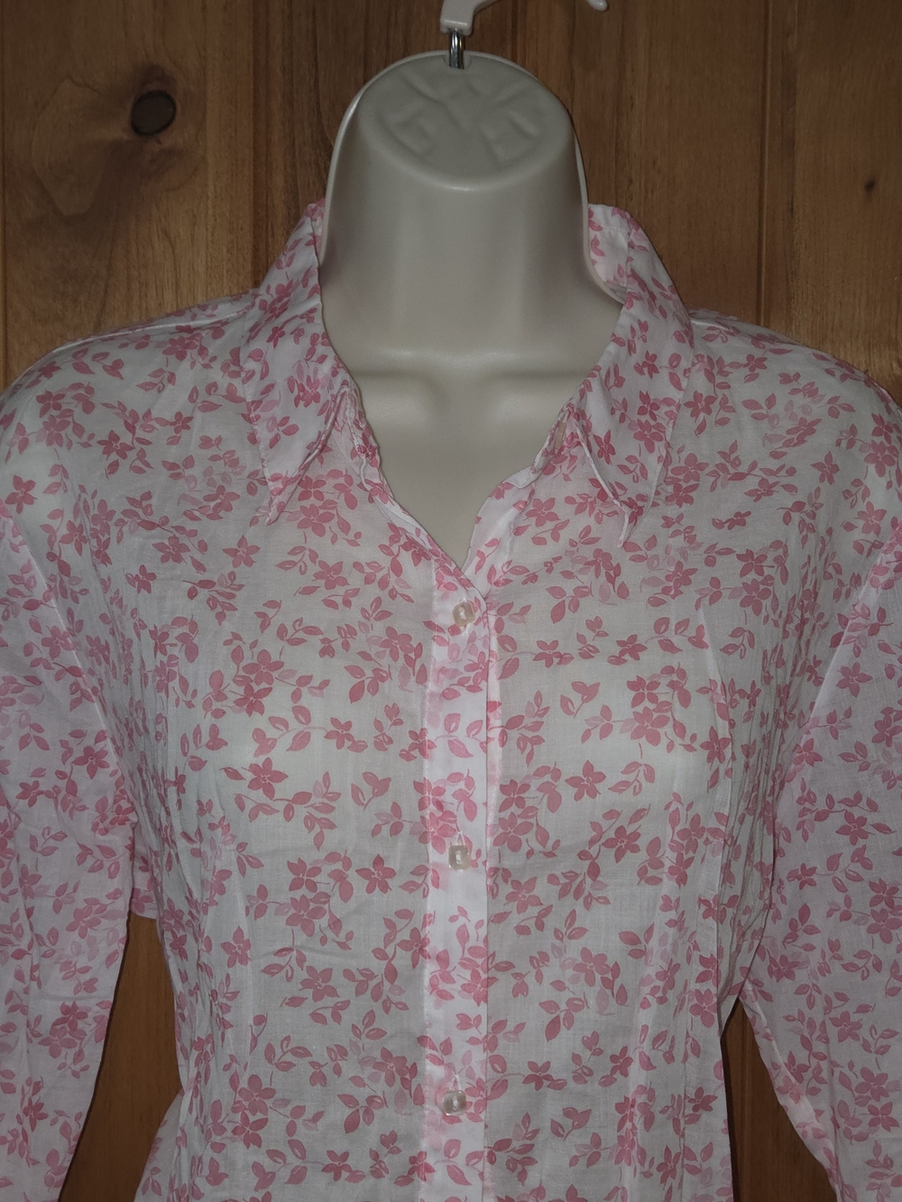 Relativity Pink Floral Button-Front Shirt - Picture 2 of 8